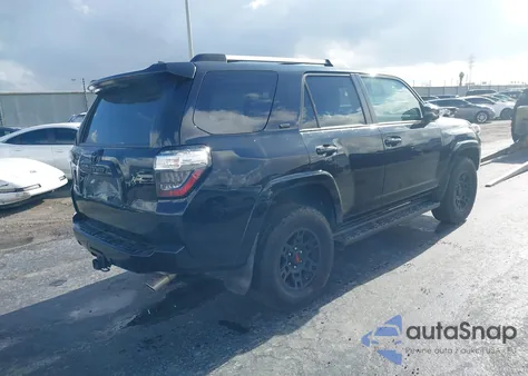 2020 Toyota 4Runner Sr5 Premium z USA, uszkodzony, nr VIN JTEBU5JR5L5795704